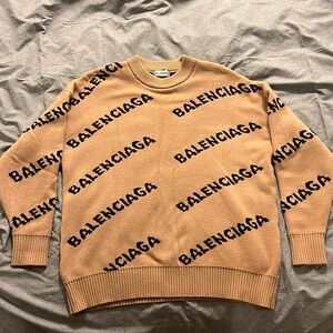 SALE! 🔥Inspired Sweater GUC 💖✨